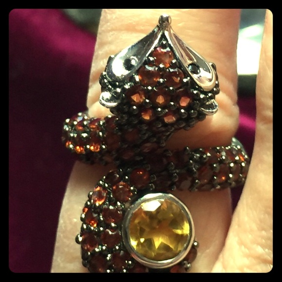 5⭐️. RARE GEMSTONES COVER THIS WONDERFUL FOX RING - Picture 2 of 8